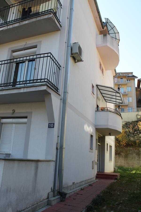 Calm Apartment Belgrado Exterior foto